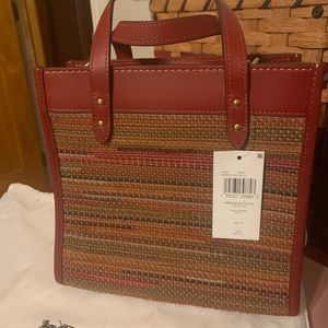 Coach NWT Upwoven Field 22 Tote